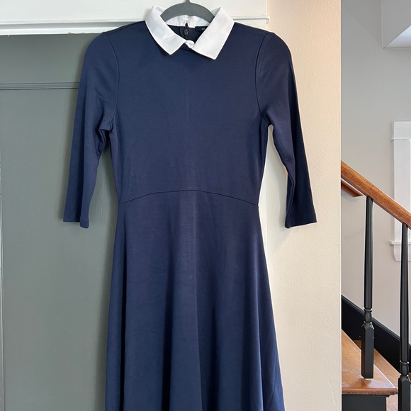 FRENCH CONNECTION: Navy Jersey Dress with 3/4 sleeves - Picture 2 of 6